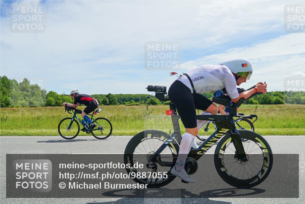 21.06.2026 - Viking Triathlon Michael Burmester http://msf.ph/oto/9887055 21.06.2026 11:54:37 Radfahren 2, 19, 114, 234, 243, 264, 265, 392, 399, 417, 447, 530, 627, 662 meine-sportfotos.de