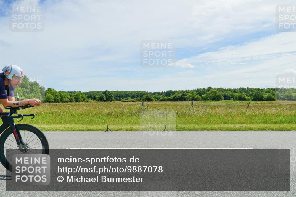 21.06.2026 - Viking Triathlon Michael Burmester http://msf.ph/oto/9887078 21.06.2026 11:54:41 Radfahren 2, 19, 114, 234, 243, 264, 265, 392, 399, 417, 447, 530, 627 meine-sportfotos.de
