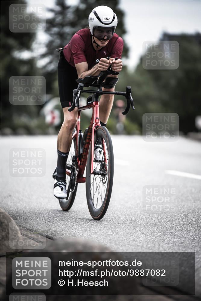 21.06.2026 - 29. Vierlanden-Triathlon H.Heesch http://msf.ph/oto/9887082 21.06.2026 10:43:04 Radfahren 122, 157, 273 meine-sportfotos.de