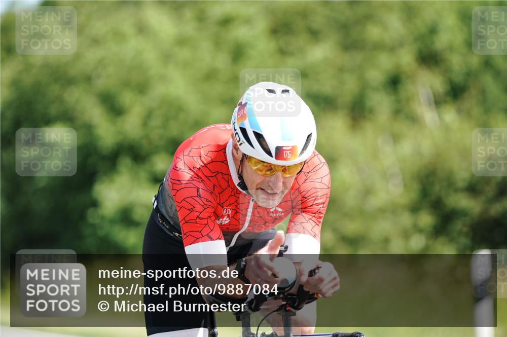 21.06.2026 - Viking Triathlon Michael Burmester http://msf.ph/oto/9887084 21.06.2026 11:30:38 Radfahren 152, 152, 175, 229, 296, 393, 405, 647 meine-sportfotos.de