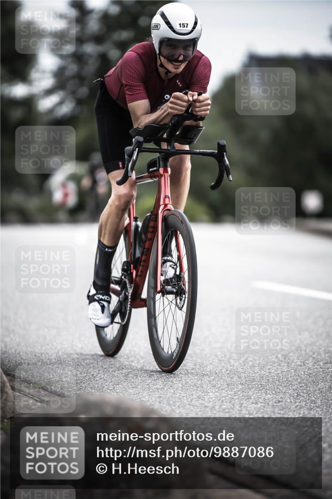 21.06.2026 - 29. Vierlanden-Triathlon H.Heesch http://msf.ph/oto/9887086 21.06.2026 10:43:04 Radfahren 122, 157, 273 meine-sportfotos.de