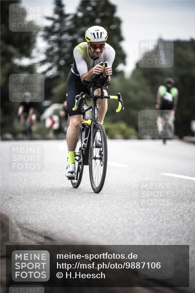 21.06.2026 - 29. Vierlanden-Triathlon H.Heesch http://msf.ph/oto/9887106 21.06.2026 10:43:06 Radfahren 19, 122, 157, 273 meine-sportfotos.de