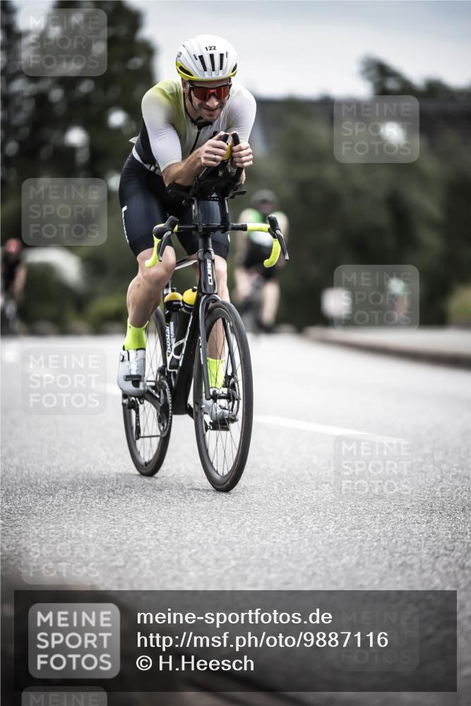 21.06.2026 - 29. Vierlanden-Triathlon H.Heesch http://msf.ph/oto/9887116 21.06.2026 10:43:06 Radfahren 19, 122, 157, 273 meine-sportfotos.de