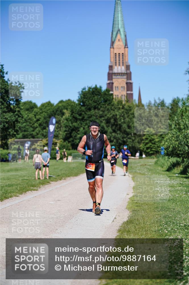 21.06.2026 - Viking Triathlon Michael Burmester http://msf.ph/oto/9887164 21.06.2026 16:24:17 Radfahren  meine-sportfotos.de