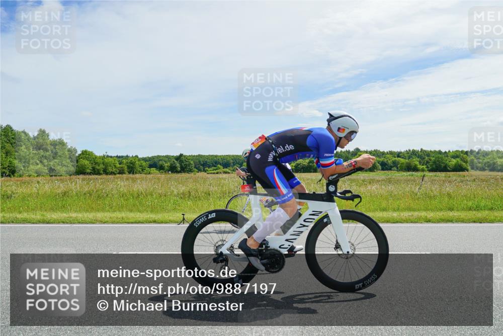 21.06.2026 - Viking Triathlon Michael Burmester http://msf.ph/oto/9887197 21.06.2026 11:55:48 Radfahren 28, 49, 52, 133, 147, 147, 279, 324, 360, 505, 637, 650 meine-sportfotos.de