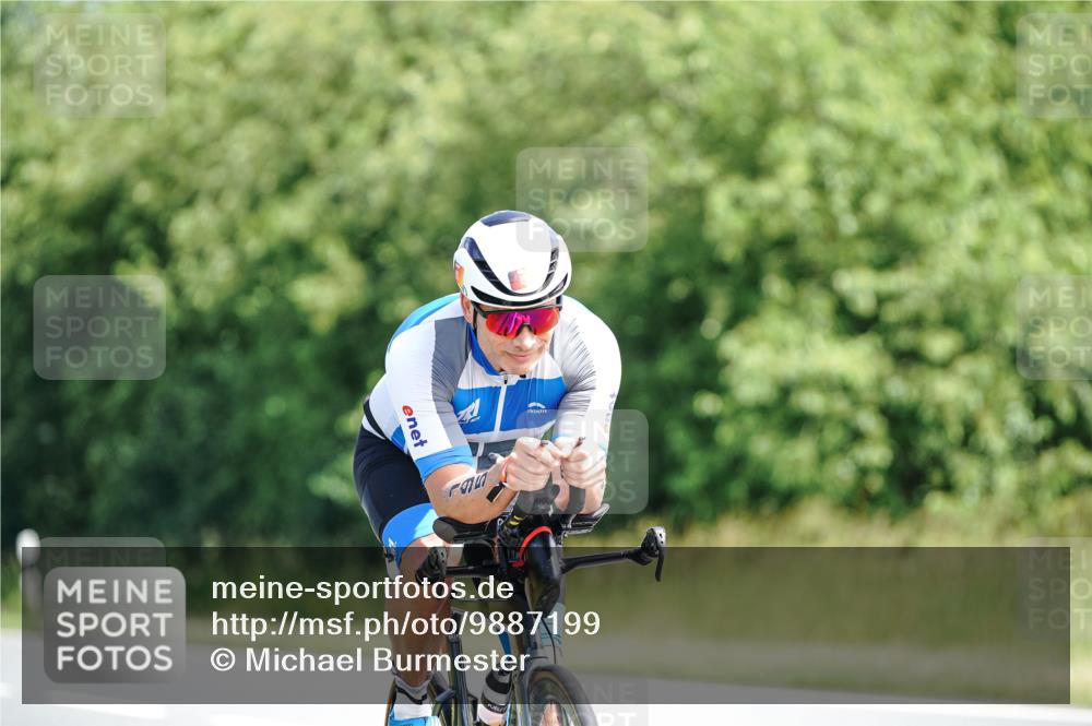 21.06.2026 - Viking Triathlon Michael Burmester http://msf.ph/oto/9887199 21.06.2026 11:31:48 Radfahren 14, 80, 88, 109, 156, 195, 206, 302, 325, 334, 379, 379, 383, 454, 461, 542, 579 meine-sportfotos.de