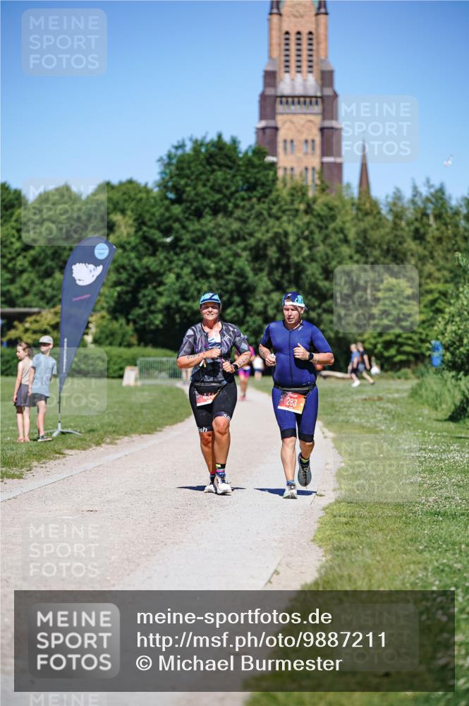 21.06.2026 - Viking Triathlon Michael Burmester http://msf.ph/oto/9887211 21.06.2026 16:24:26 Radfahren  meine-sportfotos.de