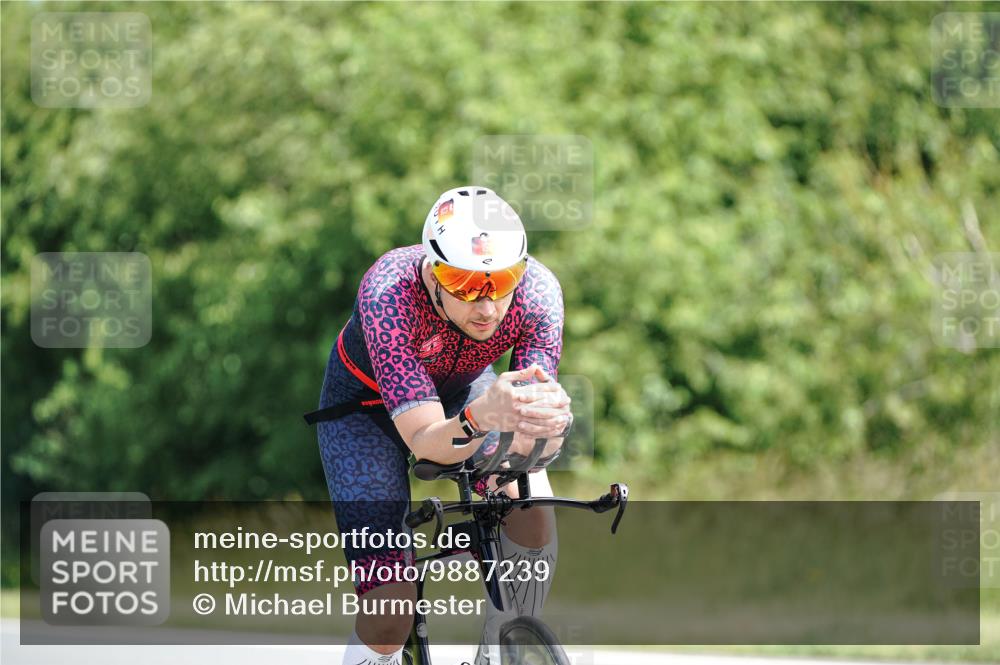 21.06.2026 - Viking Triathlon Michael Burmester http://msf.ph/oto/9887239 21.06.2026 11:32:27 Radfahren 22, 33, 114, 153, 168, 193, 351, 392, 398, 400, 447, 511, 530, 627, 636, 637, 666 meine-sportfotos.de