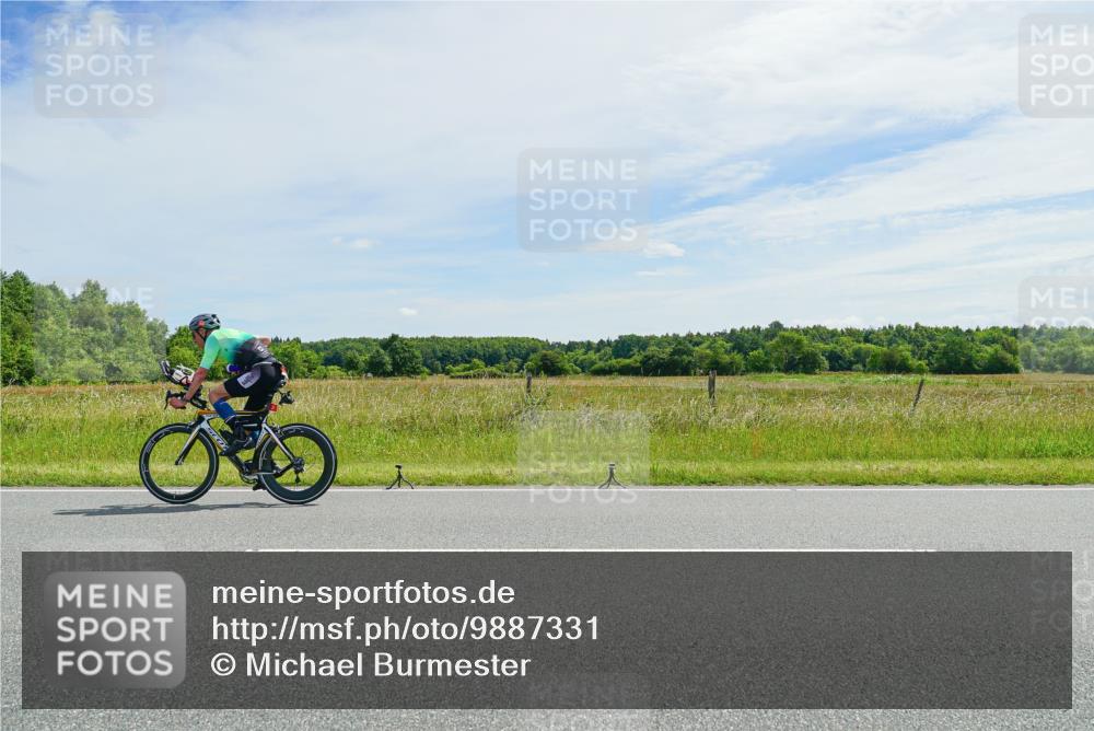 21.06.2026 - Viking Triathlon Michael Burmester http://msf.ph/oto/9887331 21.06.2026 11:57:09 Radfahren 134, 137, 158, 190, 225, 253, 344, 388, 449, 469, 630, 630 meine-sportfotos.de