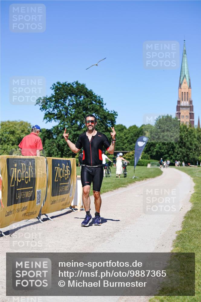 21.06.2026 - Viking Triathlon Michael Burmester http://msf.ph/oto/9887365 21.06.2026 16:25:03 Radfahren  meine-sportfotos.de