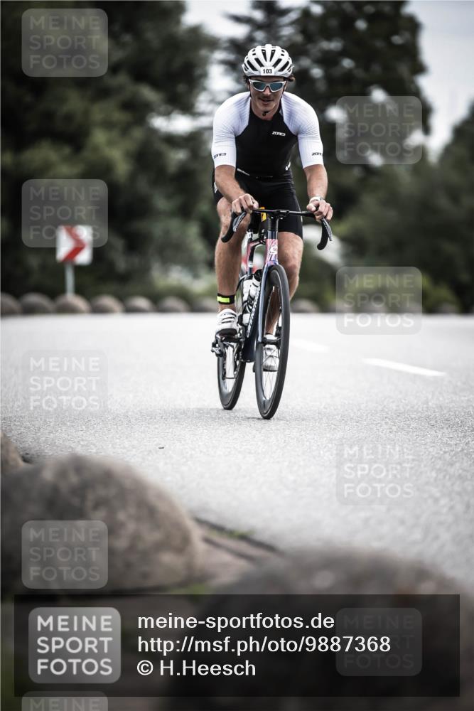 21.06.2026 - 29. Vierlanden-Triathlon H.Heesch http://msf.ph/oto/9887368 21.06.2026 10:43:39 Radfahren 103, 224, 230 meine-sportfotos.de