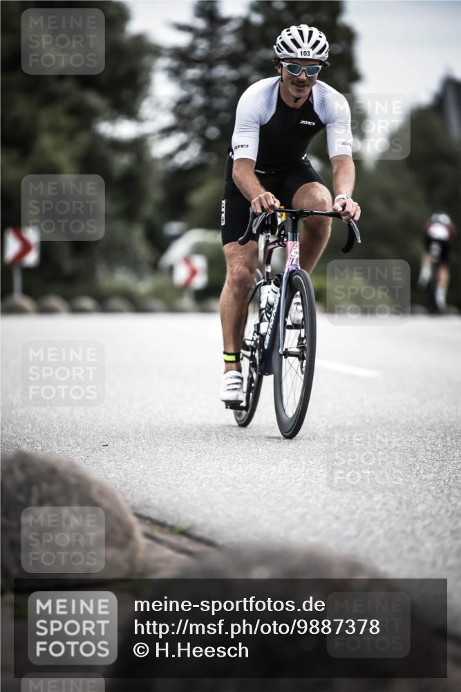 21.06.2026 - 29. Vierlanden-Triathlon H.Heesch http://msf.ph/oto/9887378 21.06.2026 10:43:39 Radfahren 103, 224, 230 meine-sportfotos.de