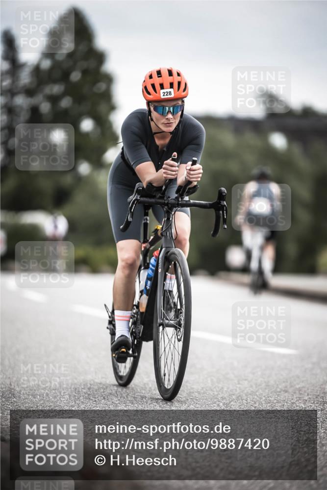 21.06.2026 - 29. Vierlanden-Triathlon H.Heesch http://msf.ph/oto/9887420 21.06.2026 10:44:03 Radfahren 109, 220, 228, 290, 357, 359 meine-sportfotos.de