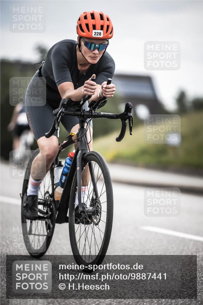 21.06.2026 - 29. Vierlanden-Triathlon H.Heesch http://msf.ph/oto/9887441 21.06.2026 10:44:03 Radfahren 109, 220, 228, 290, 357, 359 meine-sportfotos.de