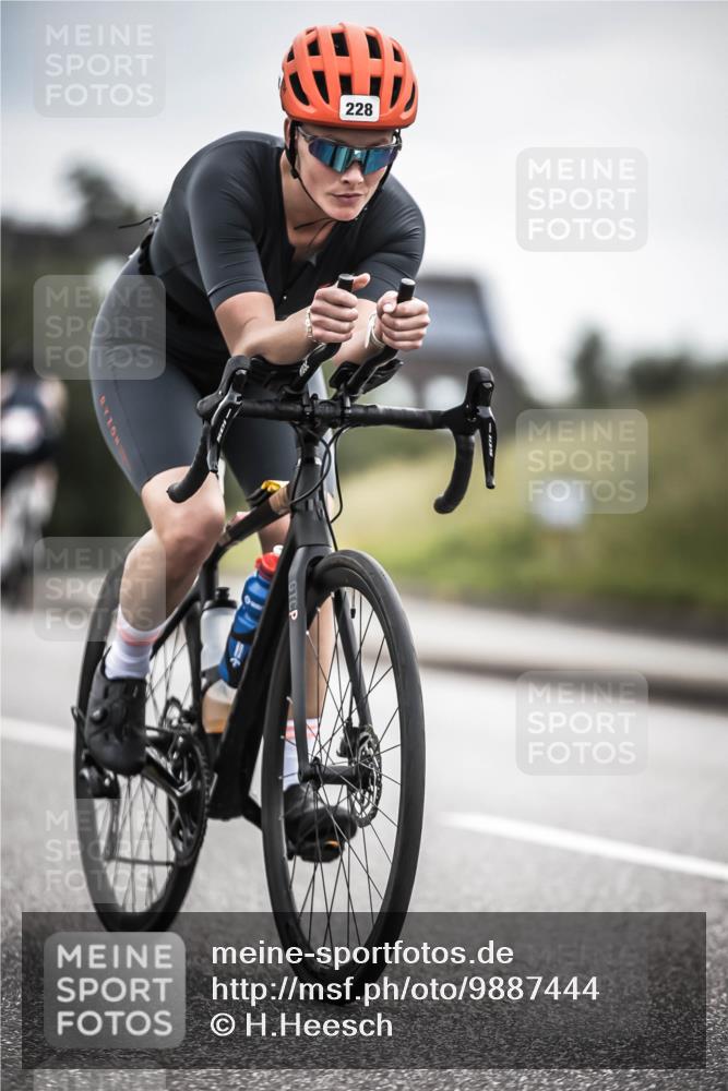 21.06.2026 - 29. Vierlanden-Triathlon H.Heesch http://msf.ph/oto/9887444 21.06.2026 10:44:03 Radfahren 109, 220, 228, 290, 357, 359 meine-sportfotos.de