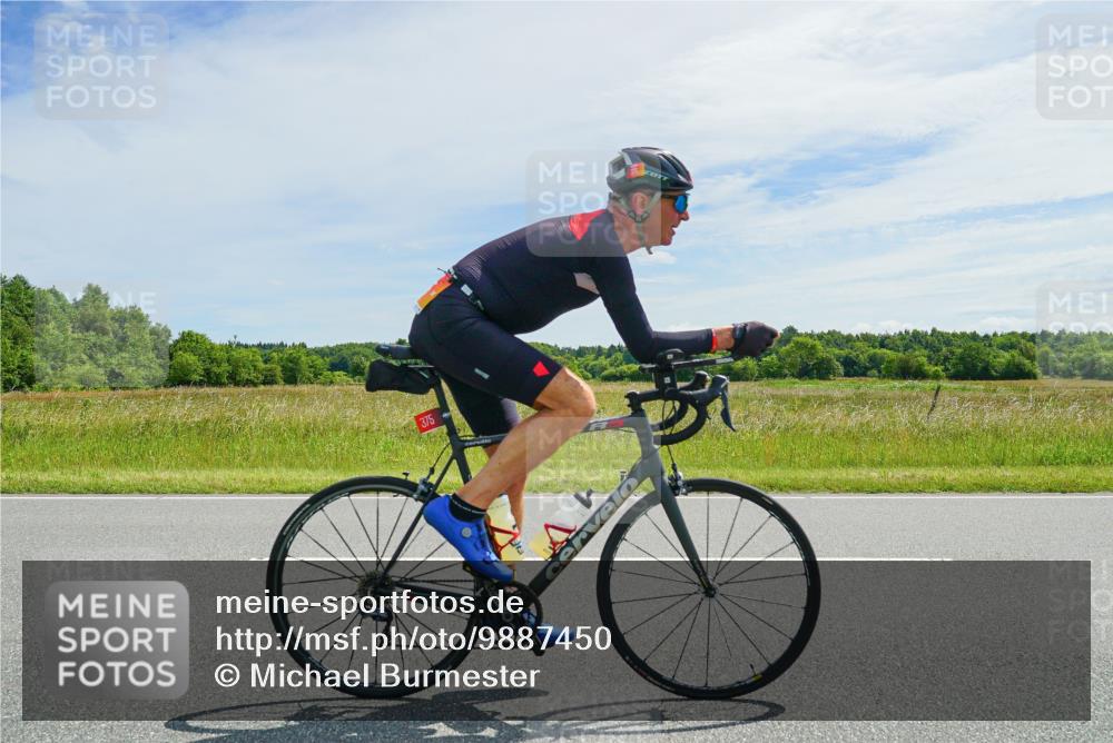 21.06.2026 - Viking Triathlon Michael Burmester http://msf.ph/oto/9887450 21.06.2026 11:58:46 Radfahren 31, 36, 139, 164, 208, 230, 278, 330, 353, 358, 362, 371, 375, 551, 563, 635, 635 meine-sportfotos.de