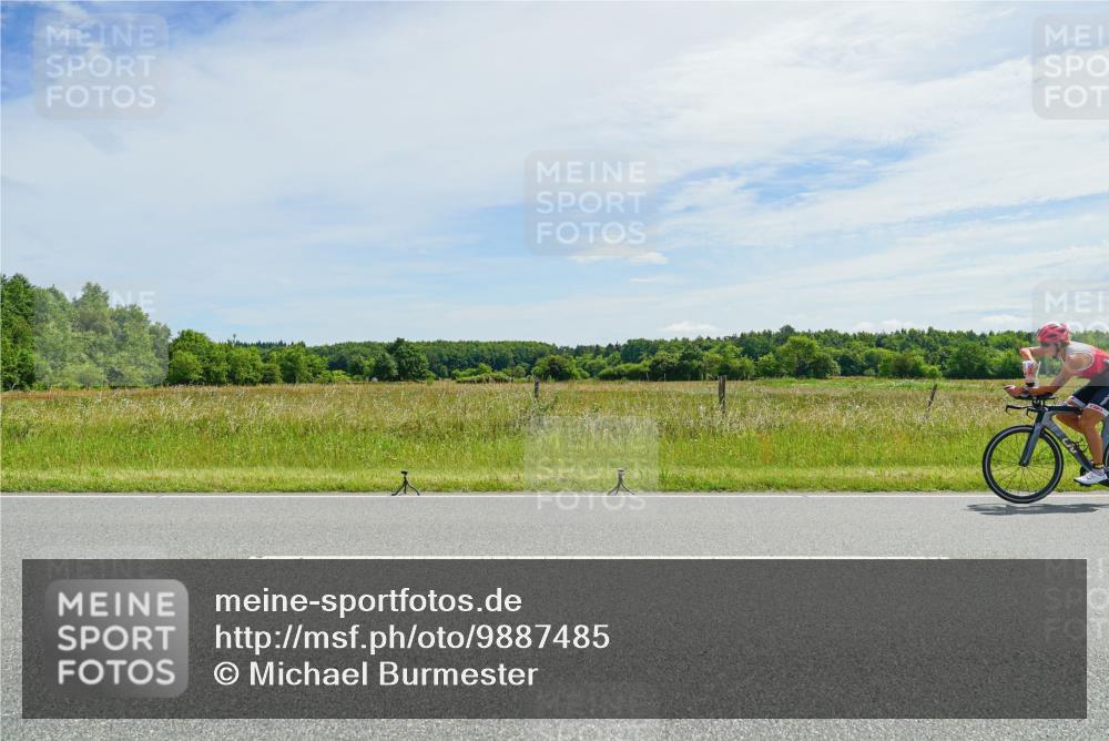 21.06.2026 - Viking Triathlon Michael Burmester http://msf.ph/oto/9887485 21.06.2026 11:59:15 Radfahren 47, 242, 276, 311, 379, 421, 441, 444, 444, 510, 524, 531, 536, 537, 638, 638 meine-sportfotos.de