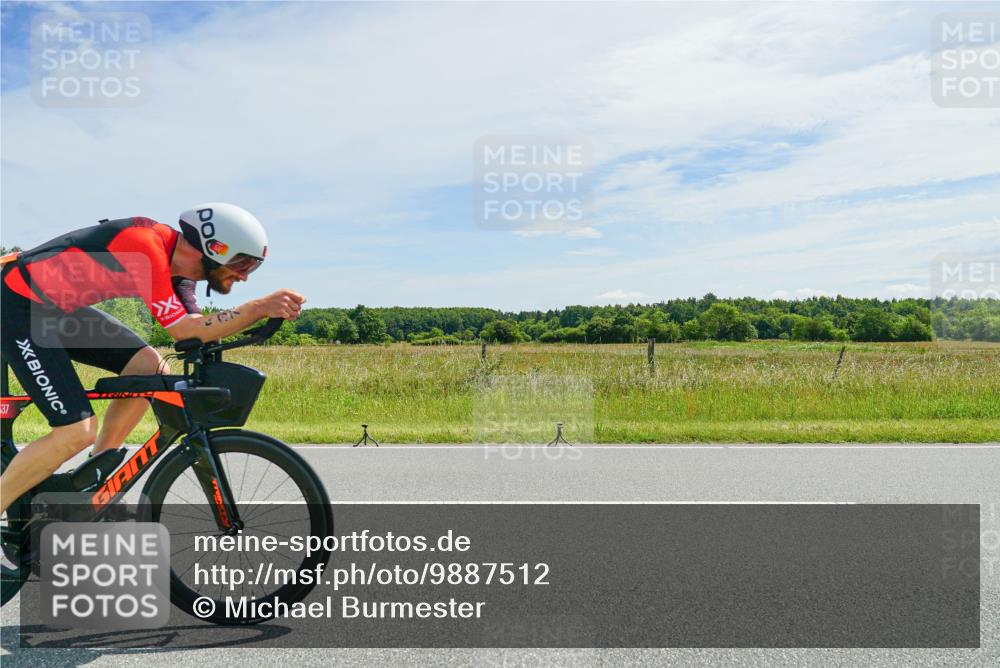 21.06.2026 - Viking Triathlon Michael Burmester http://msf.ph/oto/9887512 21.06.2026 11:59:20 Radfahren 47, 91, 242, 276, 306, 311, 379, 421, 441, 444, 444, 510, 524, 531, 536, 537, 638 meine-sportfotos.de