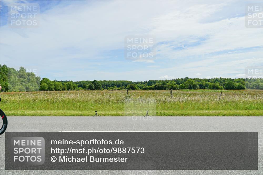 21.06.2026 - Viking Triathlon Michael Burmester http://msf.ph/oto/9887573 21.06.2026 12:00:35 Radfahren 42, 200, 285, 332, 404, 543, 554, 568, 604, 617, 623, 639, 639 meine-sportfotos.de
