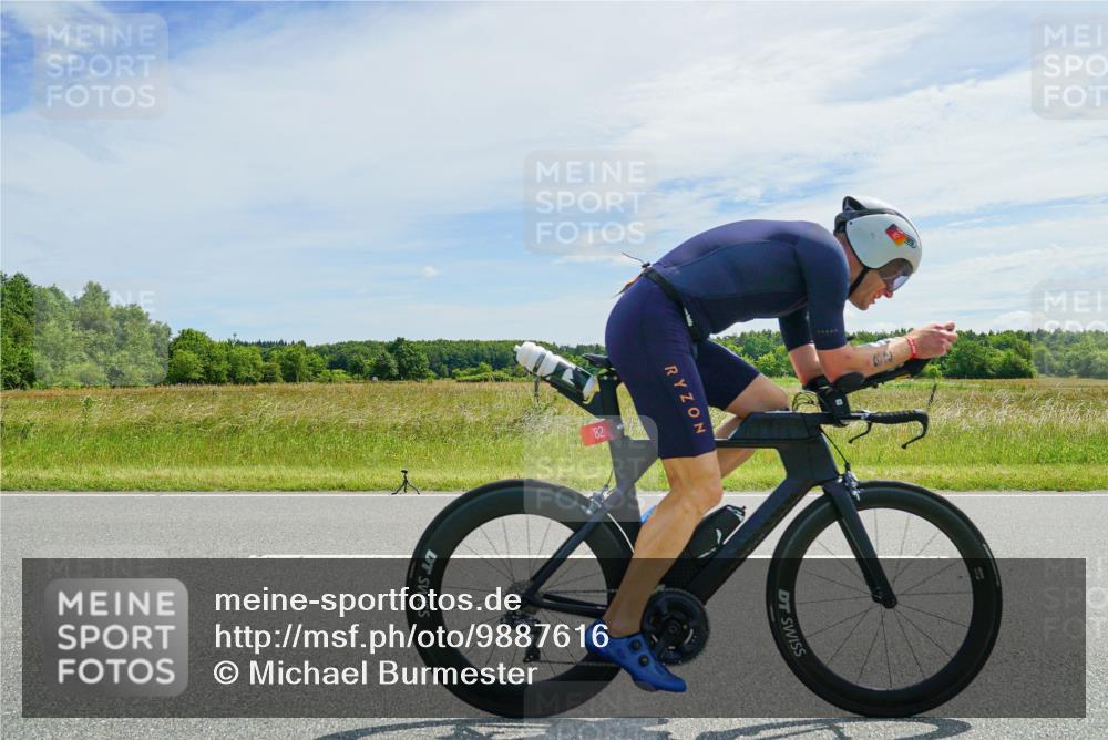 21.06.2026 - Viking Triathlon Michael Burmester http://msf.ph/oto/9887616 21.06.2026 12:01:07 Radfahren 30, 43, 82, 155, 170, 260, 260, 317, 323, 343, 366, 390, 391, 548, 554, 555 meine-sportfotos.de
