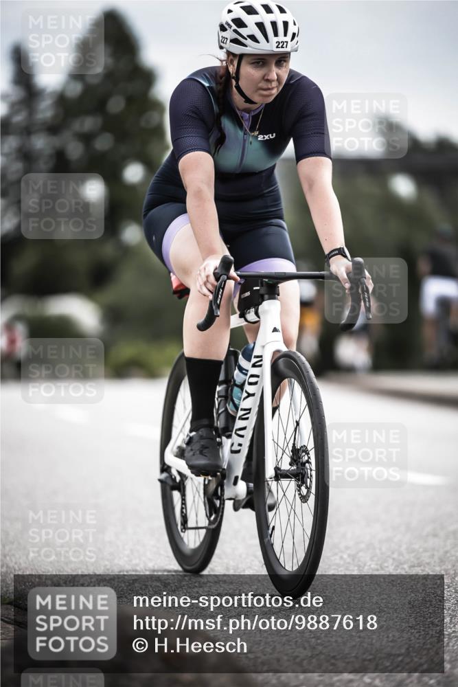 21.06.2026 - 29. Vierlanden-Triathlon H.Heesch http://msf.ph/oto/9887618 21.06.2026 10:44:34 Radfahren 173, 227 meine-sportfotos.de