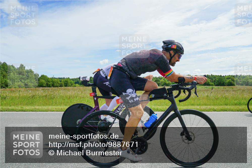 21.06.2026 - Viking Triathlon Michael Burmester http://msf.ph/oto/9887671 21.06.2026 12:02:41 Radfahren 46, 57, 100, 119, 144, 169, 280, 395, 425, 445, 527, 661 meine-sportfotos.de