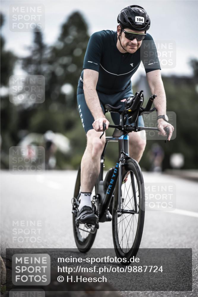 21.06.2026 - 29. Vierlanden-Triathlon H.Heesch http://msf.ph/oto/9887724 21.06.2026 10:45:06 Radfahren 88, 104, 257 meine-sportfotos.de