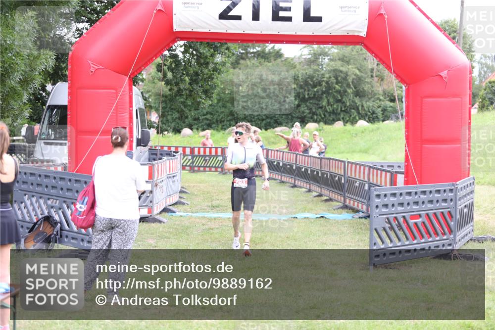 21.06.2026 - 29. Vierlanden-Triathlon Andreas Tolksdorf http://msf.ph/oto/9889162 21.06.2026 12:23:01 Ziel 193, 193 meine-sportfotos.de
