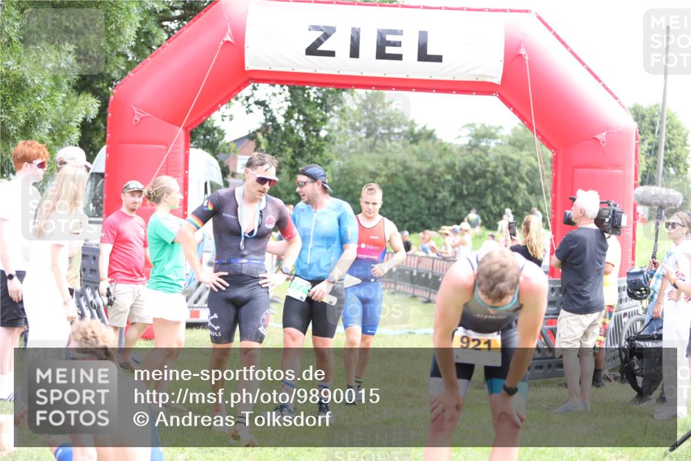 21.06.2026 - 29. Vierlanden-Triathlon Andreas Tolksdorf http://msf.ph/oto/9890015 21.06.2026 12:52:06 Ziel 923, 954, 959, 963, 981, 923, 954, 959, 963, 981 meine-sportfotos.de