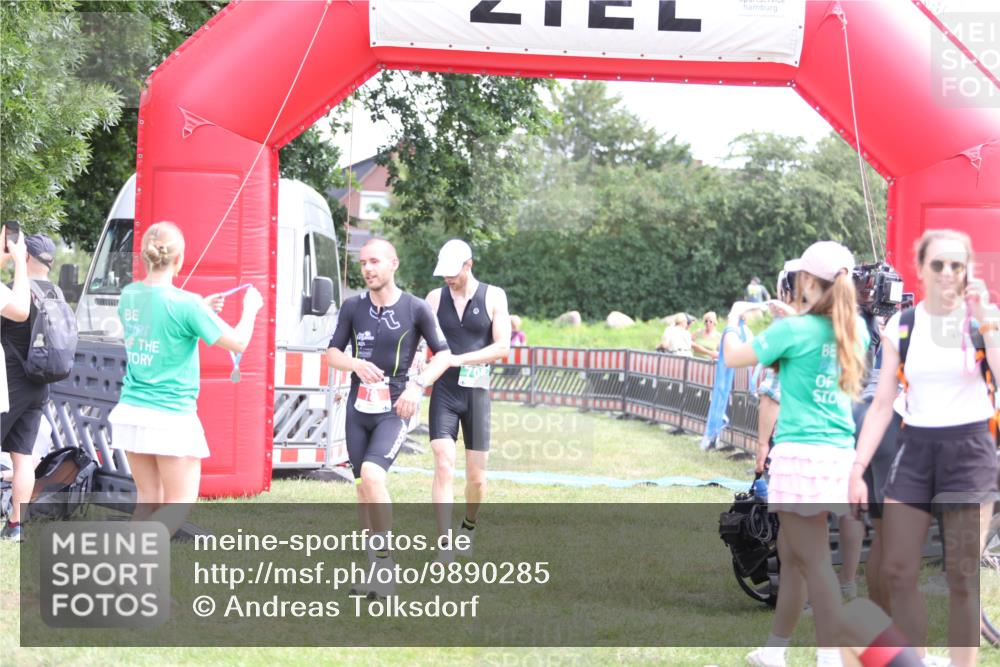 21.06.2026 - 29. Vierlanden-Triathlon Andreas Tolksdorf http://msf.ph/oto/9890285 21.06.2026 12:57:49 Ziel 78, 106, 706, 945, 78, 106, 706, 945 meine-sportfotos.de