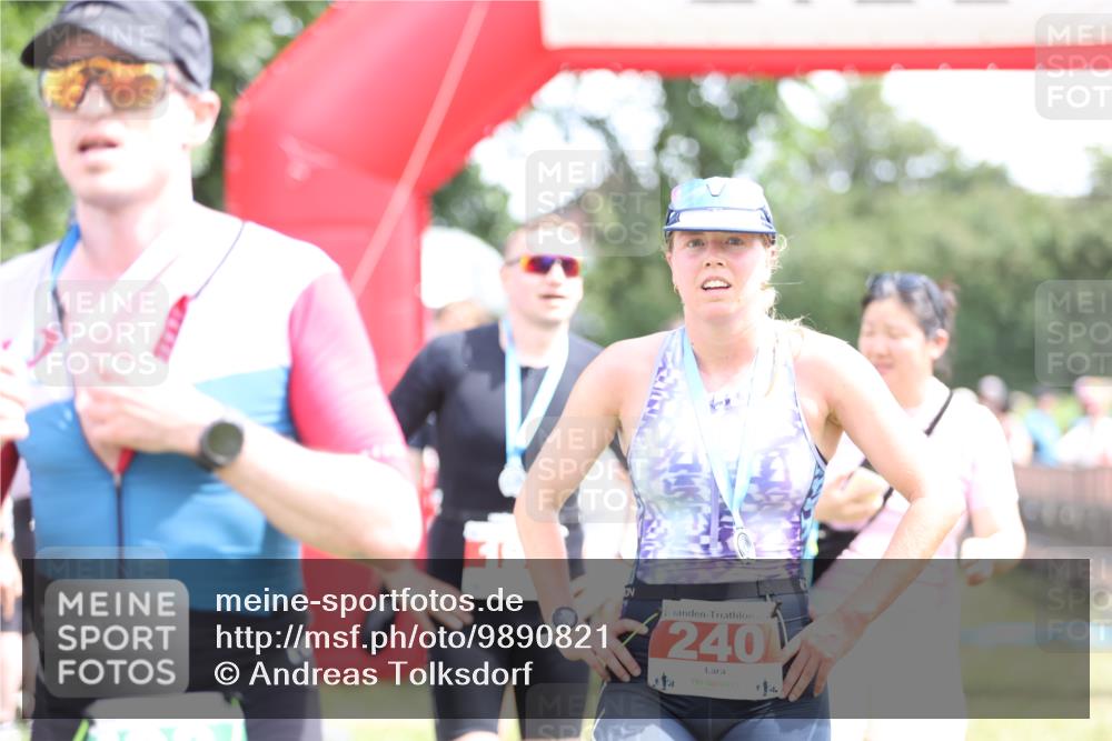 21.06.2026 - 29. Vierlanden-Triathlon Andreas Tolksdorf http://msf.ph/oto/9890821 21.06.2026 13:10:49 Ziel 154, 186, 699, 154, 186, 699 meine-sportfotos.de