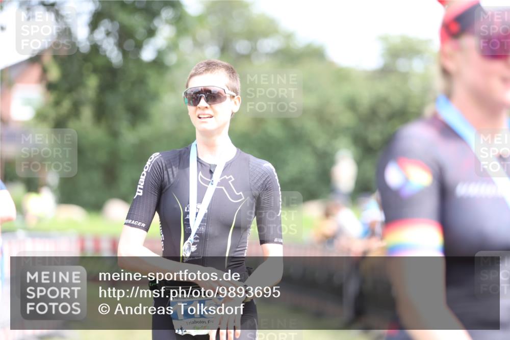 21.06.2026 - 29. Vierlanden-Triathlon Andreas Tolksdorf http://msf.ph/oto/9893695 21.06.2026 14:15:34 Ziel 158, 158 meine-sportfotos.de