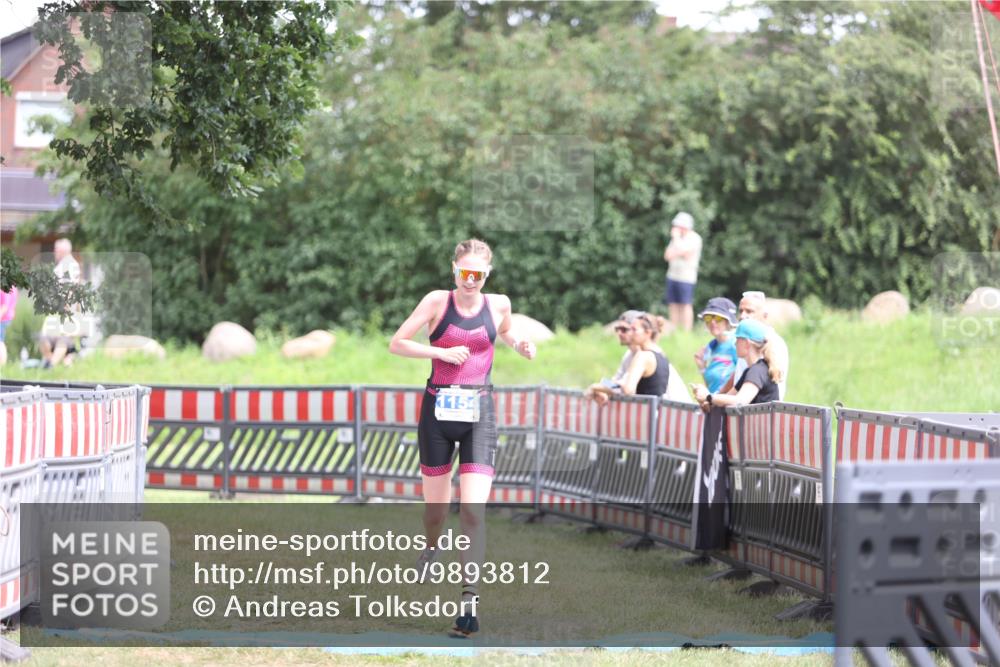 21.06.2026 - 29. Vierlanden-Triathlon Andreas Tolksdorf http://msf.ph/oto/9893812 21.06.2026 14:17:53 Ziel 1154, 1154 meine-sportfotos.de
