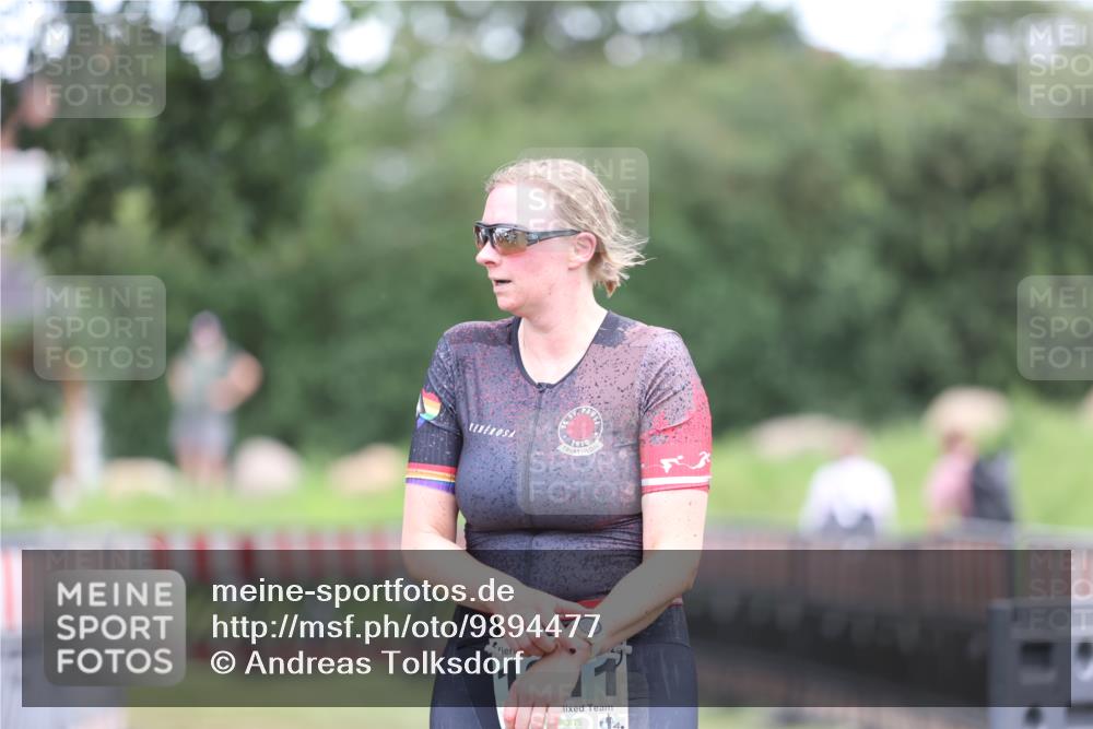 21.06.2026 - 29. Vierlanden-Triathlon Andreas Tolksdorf http://msf.ph/oto/9894477 21.06.2026 14:55:42 Ziel  meine-sportfotos.de