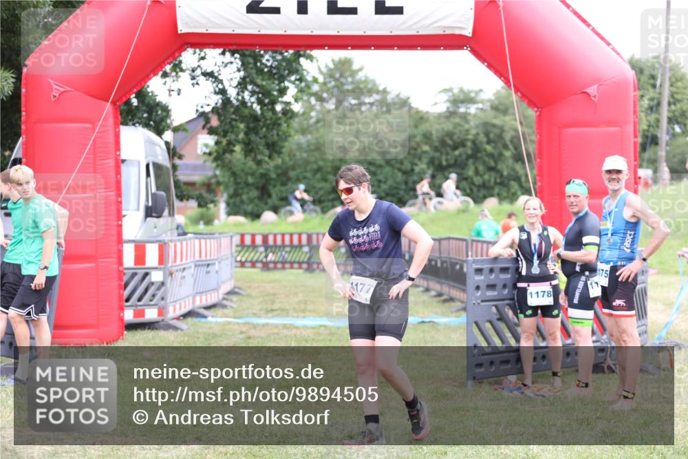 21.06.2026 - 29. Vierlanden-Triathlon Andreas Tolksdorf http://msf.ph/oto/9894505 21.06.2026 14:57:19 Ziel  meine-sportfotos.de
