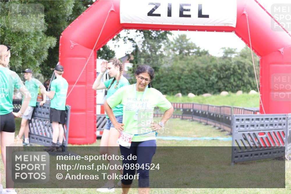 21.06.2026 - 29. Vierlanden-Triathlon Andreas Tolksdorf http://msf.ph/oto/9894524 21.06.2026 15:00:41 Ziel  meine-sportfotos.de