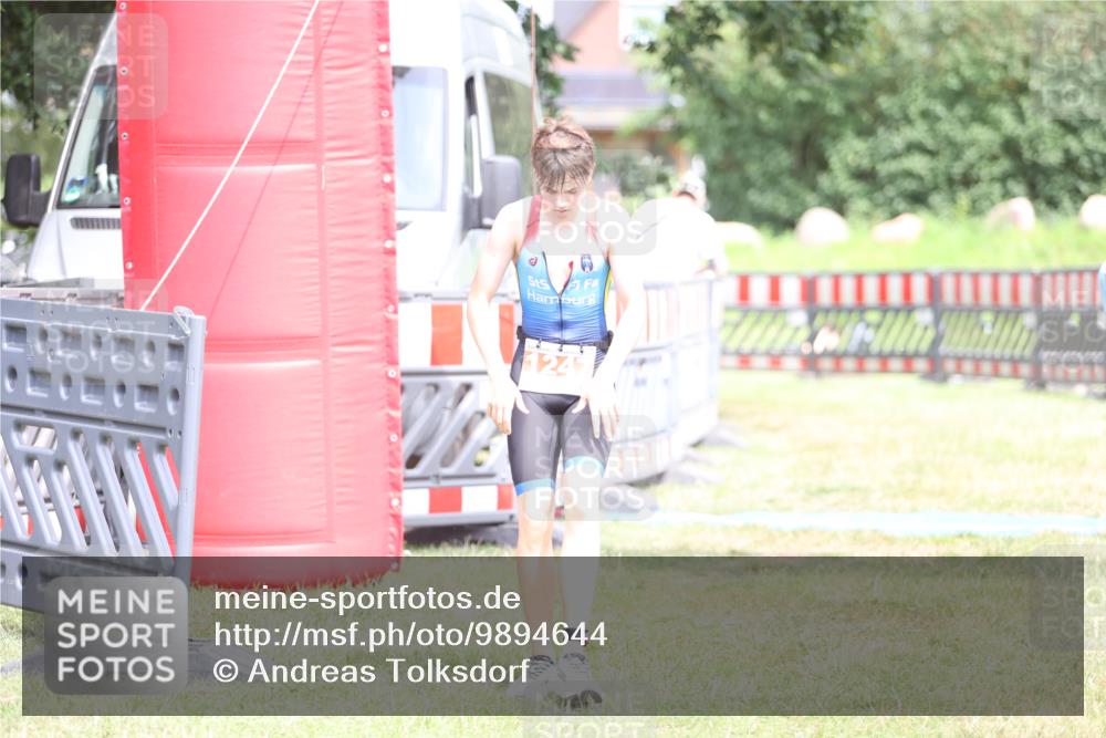21.06.2026 - 29. Vierlanden-Triathlon Andreas Tolksdorf http://msf.ph/oto/9894644 21.06.2026 15:07:08 Ziel 1247, 1247 meine-sportfotos.de