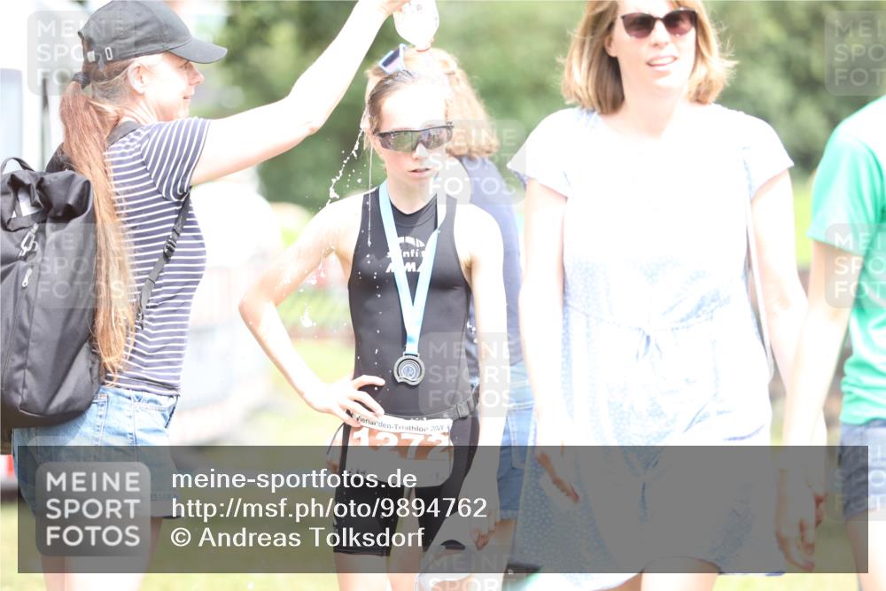 21.06.2026 - 29. Vierlanden-Triathlon Andreas Tolksdorf http://msf.ph/oto/9894762 21.06.2026 15:08:02 Ziel 1289, 1289 meine-sportfotos.de