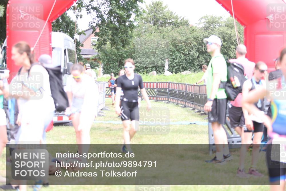21.06.2026 - 29. Vierlanden-Triathlon Andreas Tolksdorf http://msf.ph/oto/9894791 21.06.2026 15:08:50 Ziel 1231, 1254, 1265, 1297, 1231, 1254, 1265, 1297 meine-sportfotos.de