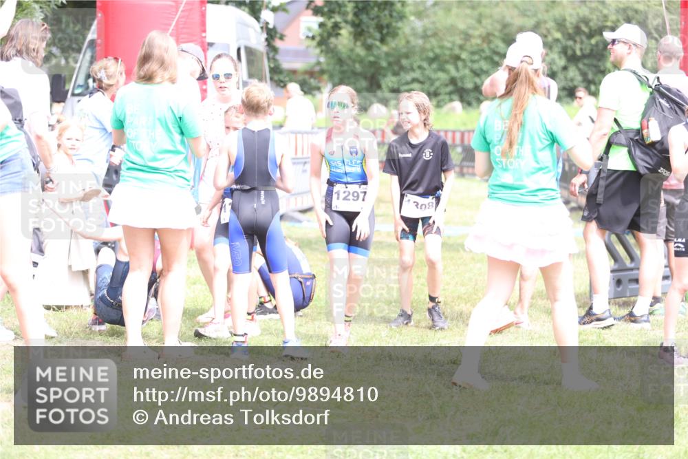 21.06.2026 - 29. Vierlanden-Triathlon Andreas Tolksdorf http://msf.ph/oto/9894810 21.06.2026 15:08:58 Ziel 1254, 1297, 1254, 1297 meine-sportfotos.de