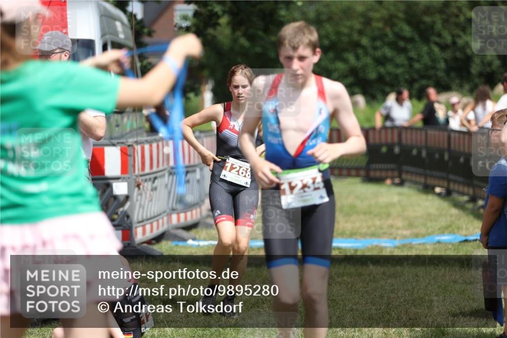 21.06.2026 - 29. Vierlanden-Triathlon Andreas Tolksdorf http://msf.ph/oto/9895280 21.06.2026 15:15:17 Ziel 1234, 1268, 1269, 1309, 1234, 1268, 1269, 1309 meine-sportfotos.de