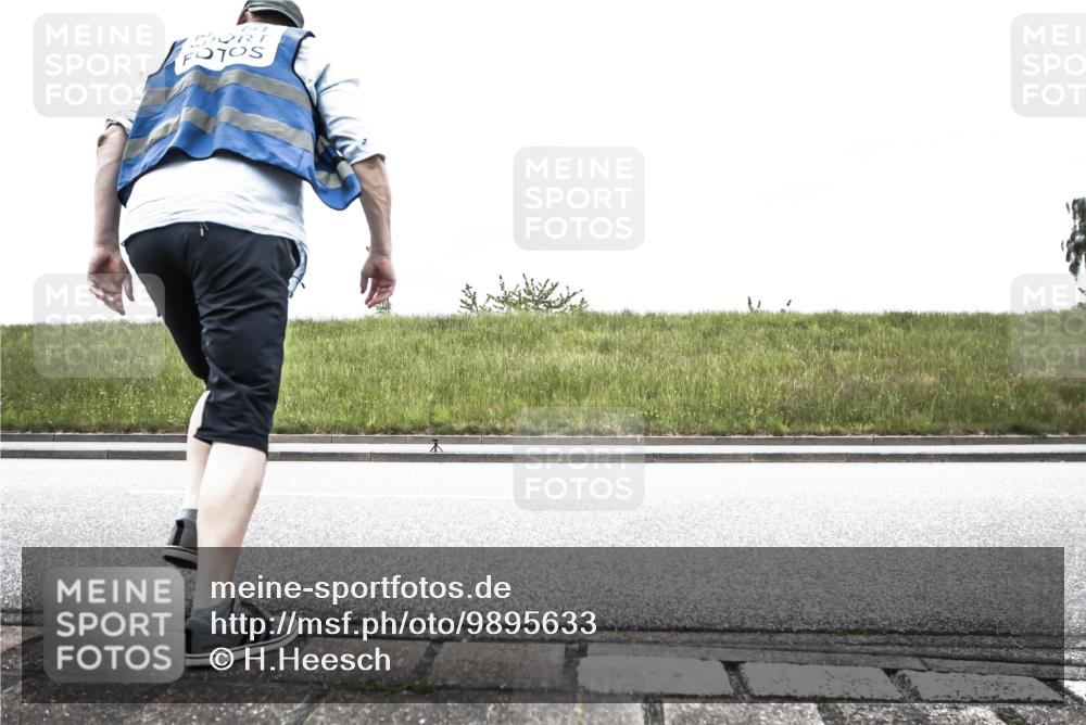 21.06.2026 - 29. Vierlanden-Triathlon H.Heesch http://msf.ph/oto/9895633 21.06.2026 09:47:23 Radfahren  meine-sportfotos.de