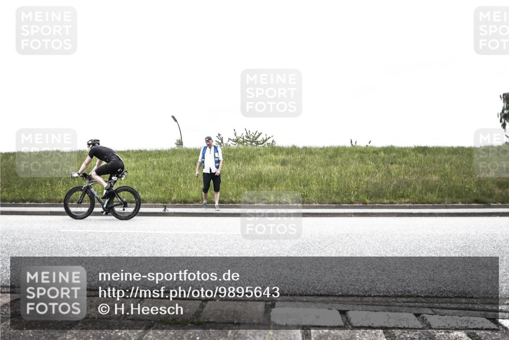 21.06.2026 - 29. Vierlanden-Triathlon H.Heesch http://msf.ph/oto/9895643 21.06.2026 09:47:42 Radfahren 54, 57, 168 meine-sportfotos.de