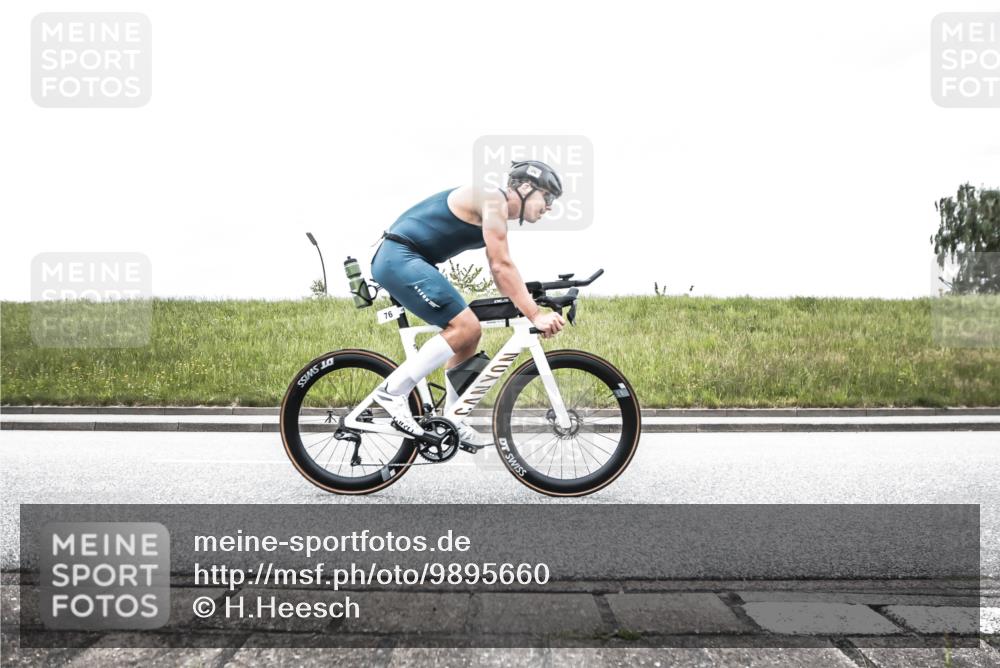 21.06.2026 - 29. Vierlanden-Triathlon H.Heesch http://msf.ph/oto/9895660 21.06.2026 09:52:15 Radfahren 76, 84, 132, 169, 193, 1355 meine-sportfotos.de