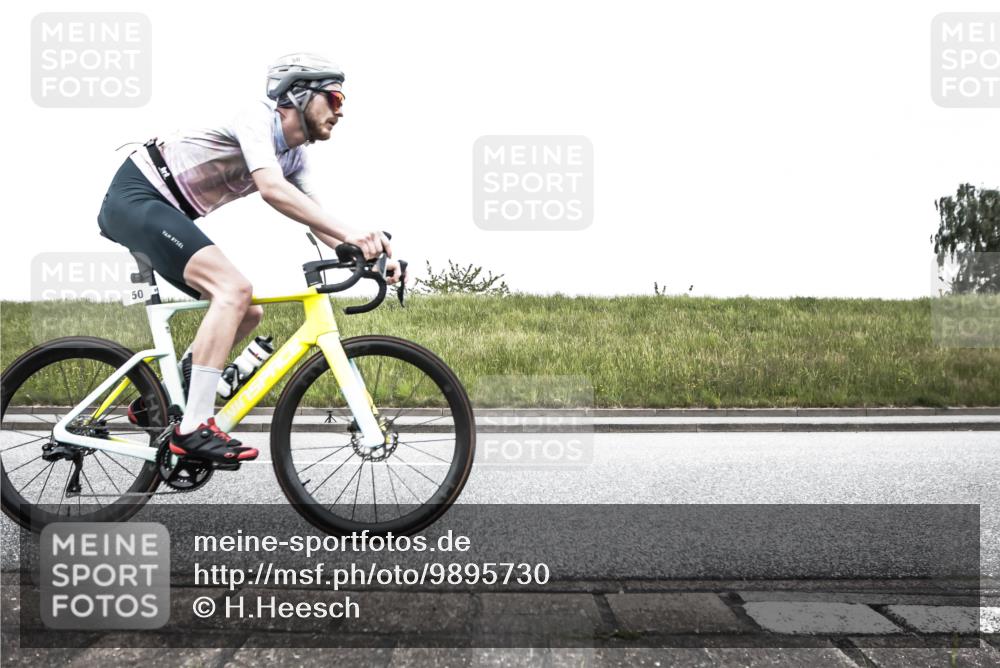 21.06.2026 - 29. Vierlanden-Triathlon H.Heesch http://msf.ph/oto/9895730 21.06.2026 10:16:13 Radfahren 50, 167, 443 meine-sportfotos.de