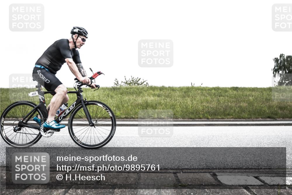 21.06.2026 - 29. Vierlanden-Triathlon H.Heesch http://msf.ph/oto/9895761 21.06.2026 10:19:38 Radfahren 403, 455 meine-sportfotos.de