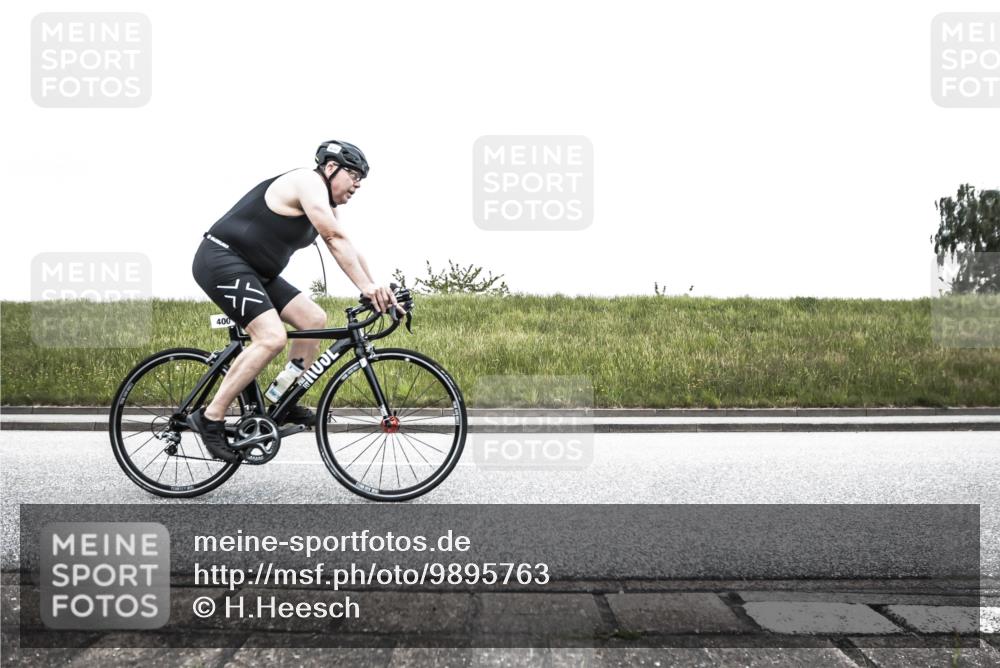 21.06.2026 - 29. Vierlanden-Triathlon H.Heesch http://msf.ph/oto/9895763 21.06.2026 10:19:51 Radfahren 18, 21, 146, 268, 400 meine-sportfotos.de