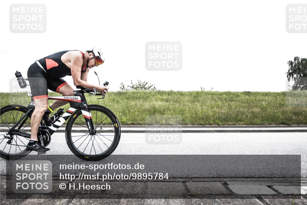 21.06.2026 - 29. Vierlanden-Triathlon H.Heesch http://msf.ph/oto/9895784 21.06.2026 10:21:15 Radfahren 158, 229, 411, 620, 1353 meine-sportfotos.de