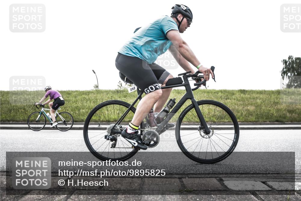 21.06.2026 - 29. Vierlanden-Triathlon H.Heesch http://msf.ph/oto/9895825 21.06.2026 10:47:06 Radfahren 67, 139, 276, 292, 325, 422, 439, 609 meine-sportfotos.de
