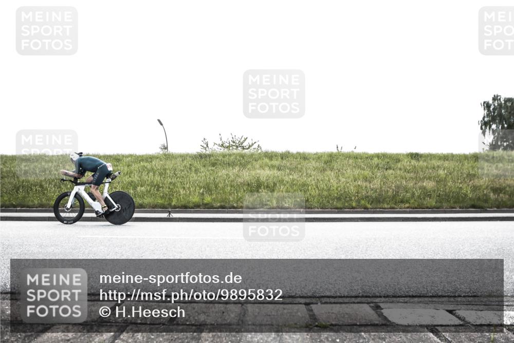 21.06.2026 - 29. Vierlanden-Triathlon H.Heesch http://msf.ph/oto/9895832 21.06.2026 10:47:41 Radfahren 38, 132, 252, 393, 411 meine-sportfotos.de